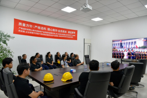 9.3閱兵震撼全球！鈦靈特壓縮機(jī)鑄就工業(yè)脊梁，向祖國獻(xiàn)禮！